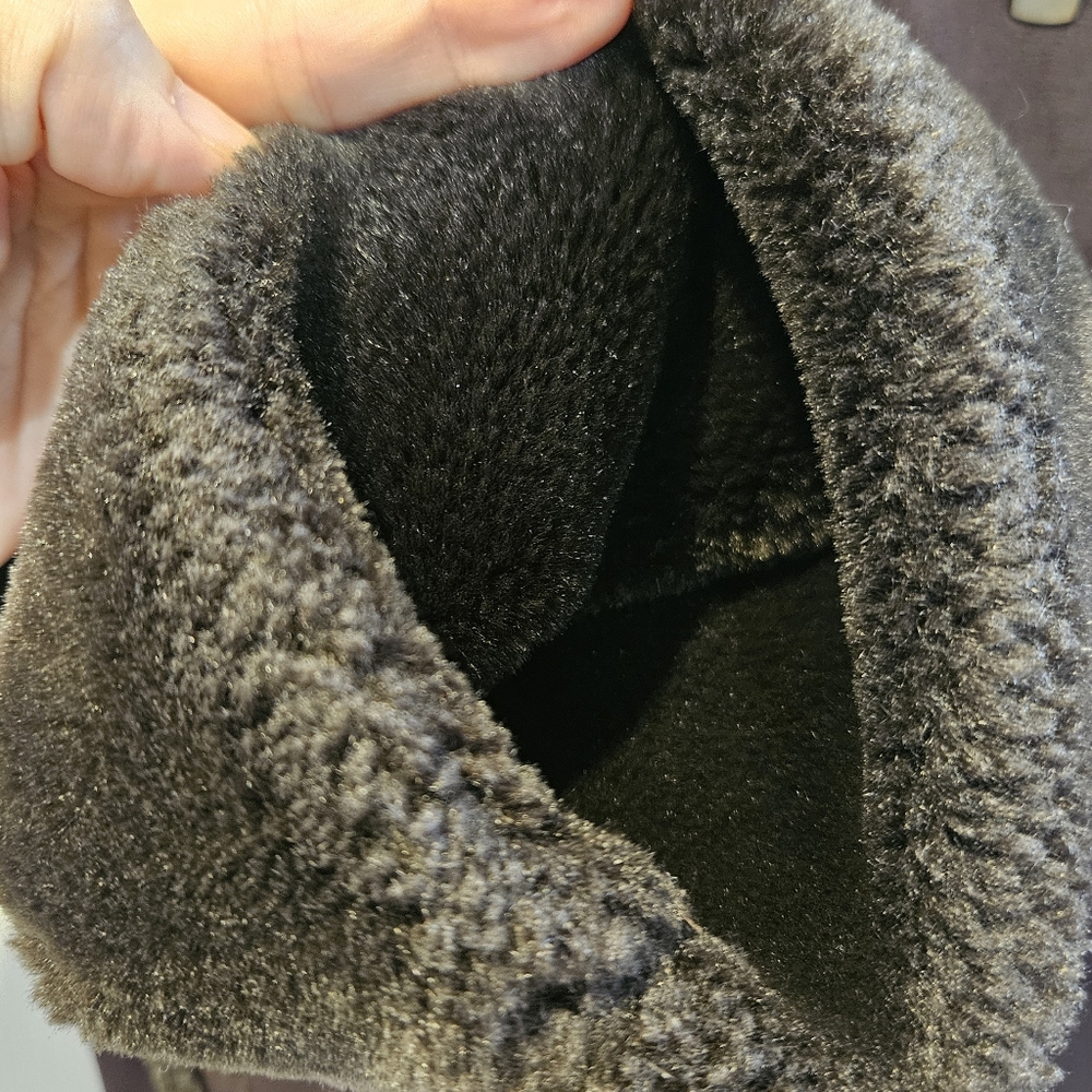 Shearling long coat. Size M. Real fur trim. - Picture 8 of 16